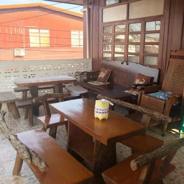 ซอยห้า โฮมสเตย์ เชียงคาน, hotel in Chiang Khan
