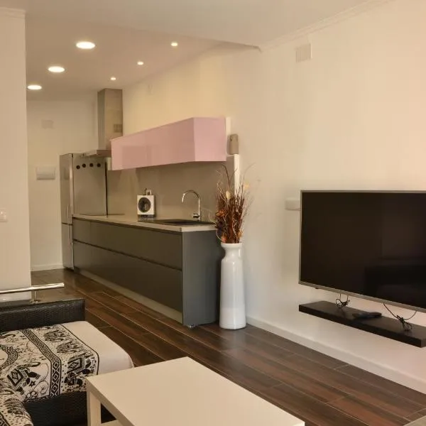 Piso moderno en casco antiguo próximo a la playa, hotel in Alicante