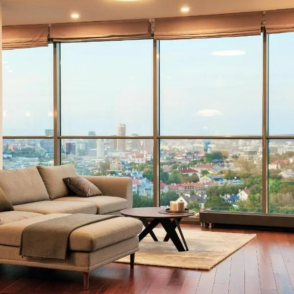 Luxury Panoramic Vilnius apartment, hotel i Vilnius