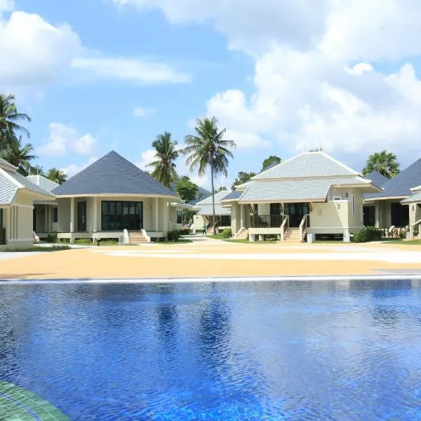 Wis Beach Khanom, hotel v destinaci Khanom