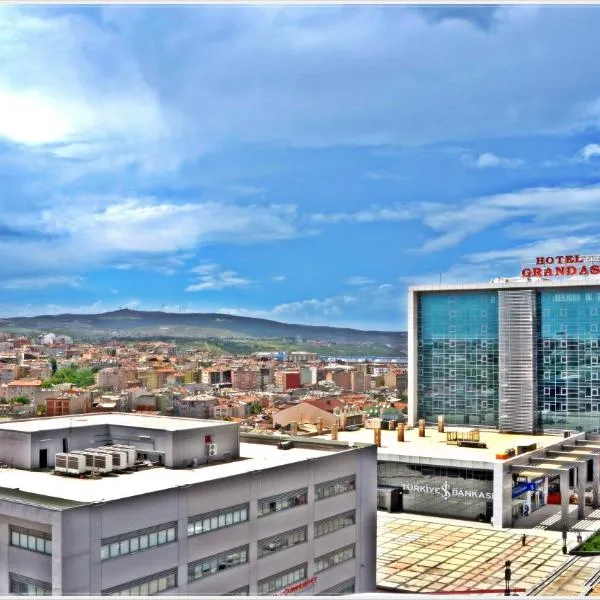 Grand Asya Hotel, hotel v destinaci Bandırma