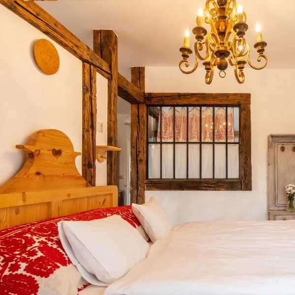 Tenkes Fogadó és Vendégház Harkány, hotel in Harkány