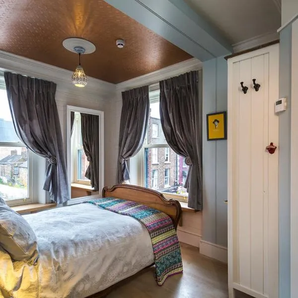 McGettigan's Townhouse - Olives & Figs Bistro โรงแรมในดับลิน