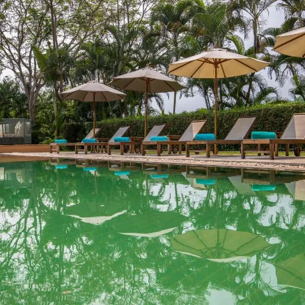 The Apsara Rive Droite, hotel din Luang Prabang