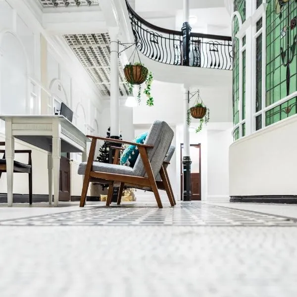 Terlon Apartments, hotel in Liverpool