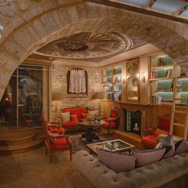 KAMARES Historic Boutique Hotel & Spa, hotel in Ioannina