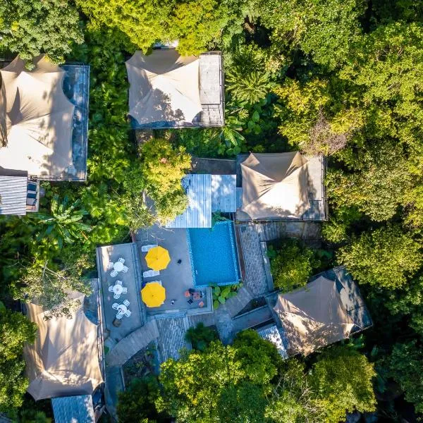 Boulder Valley, hotel in Batu Ferringhi