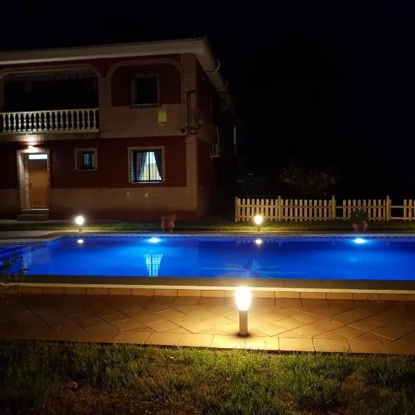 El Manantial B&B, hotel v destinaci El Higuerón