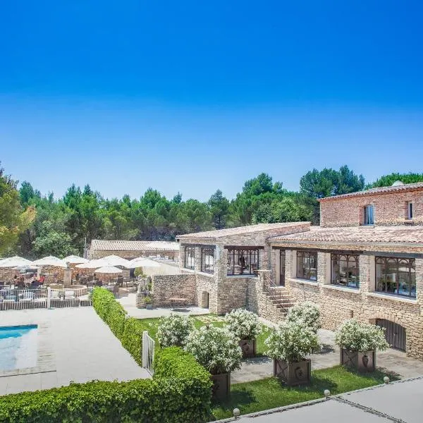 Viesnīca Le Phébus & Spa – Relais & Châteaux pilsētā Joucas