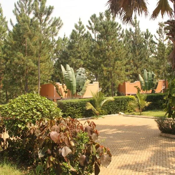 Saltek Forest Cottages, готель у місті Masindi