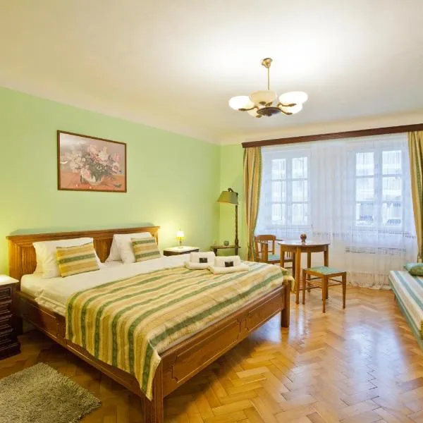 (Ne)vinná kavárna, Hotel in Mikulov
