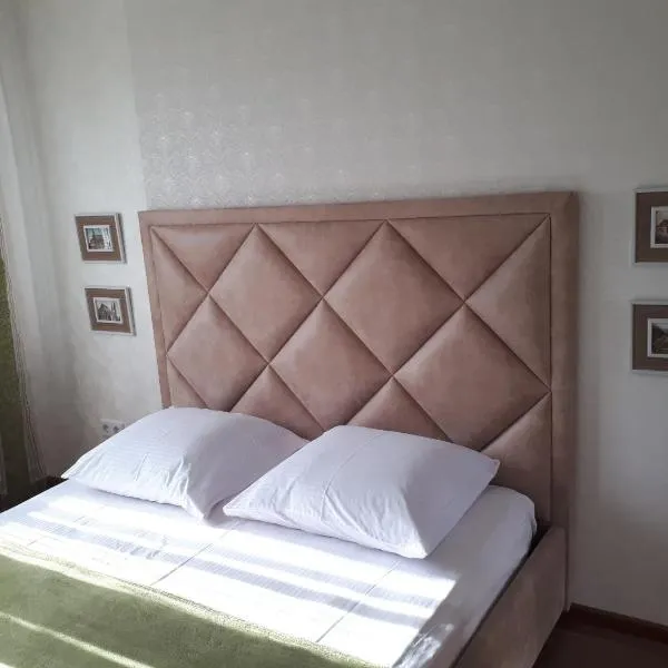 Nebesnoyi Sotni, hotell sihtkohas Žõtomõr