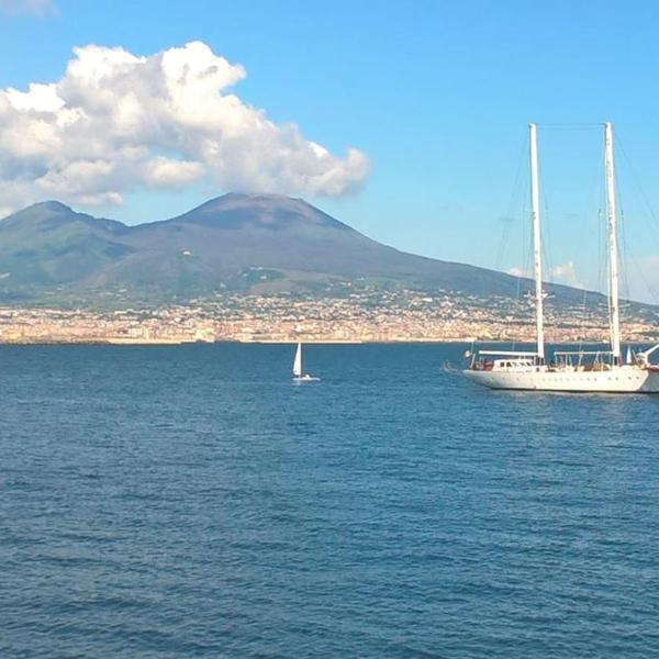 Napoli Storia e Mare