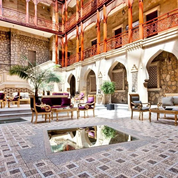 Shah Palace Luxury Museum Hotel – hotel w mieście Baku
