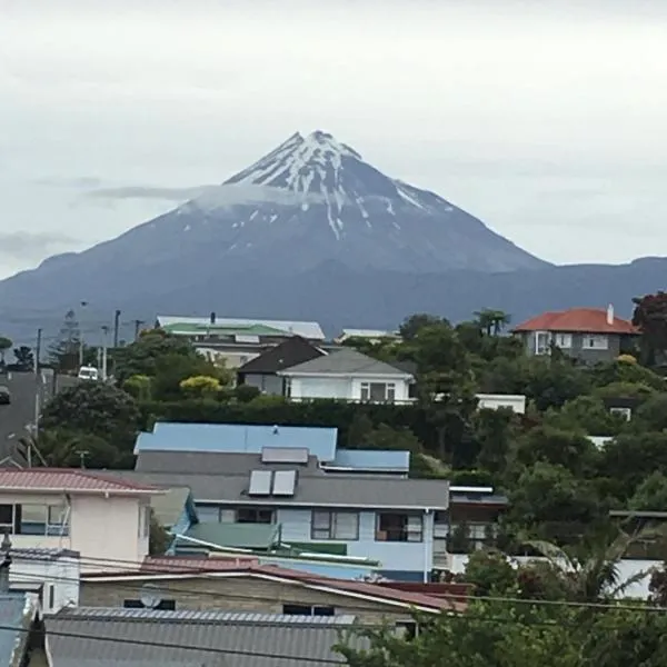 4 Parris St, Hotel in New Plymouth