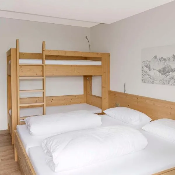 Berghotel Bischofalp, ξενοδοχείο στο Elm