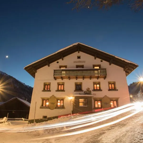Pension der Steinbock - das 300 Jahre alte Bauernhaus - TIROL, hotel v destinaci Sankt Anton am Arlberg
