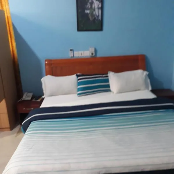 Dreamers Lodge, hotel u gradu Prampram