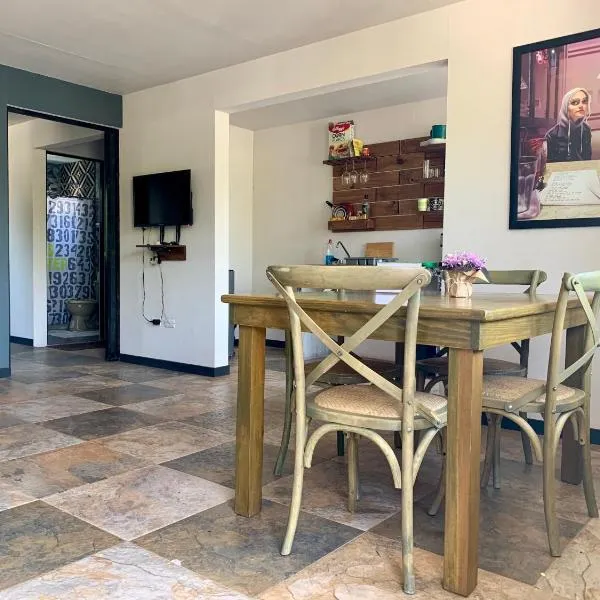 Apartamentos Juriquilla, ξενοδοχείο σε Juriquilla