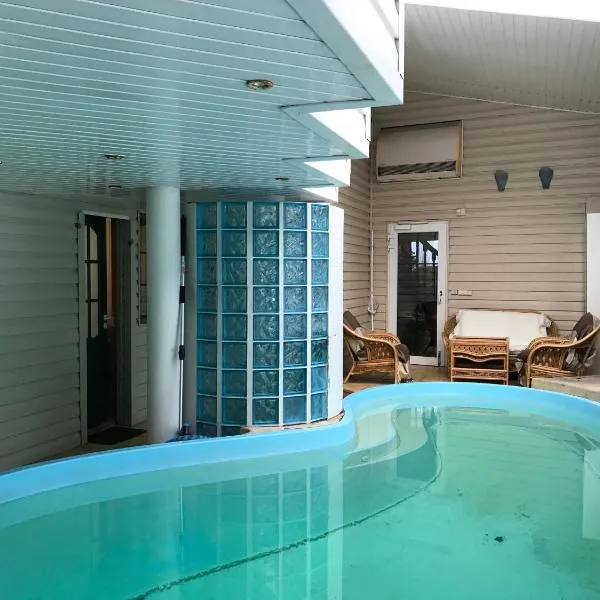 Guest House Krista, ξενοδοχείο σε Γιούρμαλα