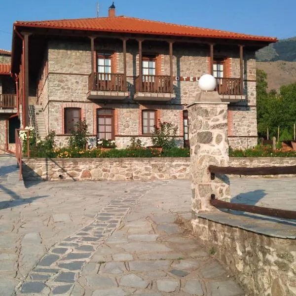 Varnous Hotel, hotel en Agios Germanós