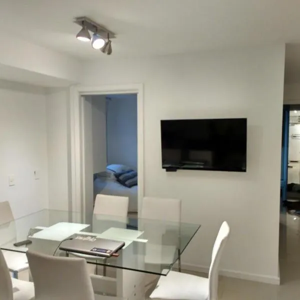 Arenas del Mar, hotel in Punta del Este