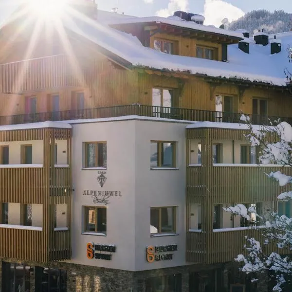Hotel Garni Alpenjuwel Residenz, hotel v destinaci Serfaus