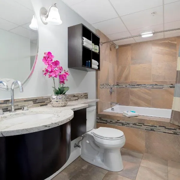 Alouette Sunrise Suites、オールド・オーチャード・ビーチのホテル