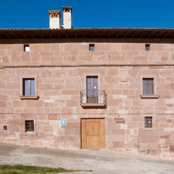 Hostal Rural Ioar, hotel en Sorlada