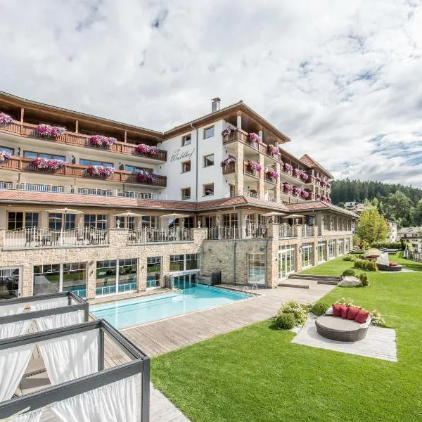 Hotel Waldhof, hotell i Perca