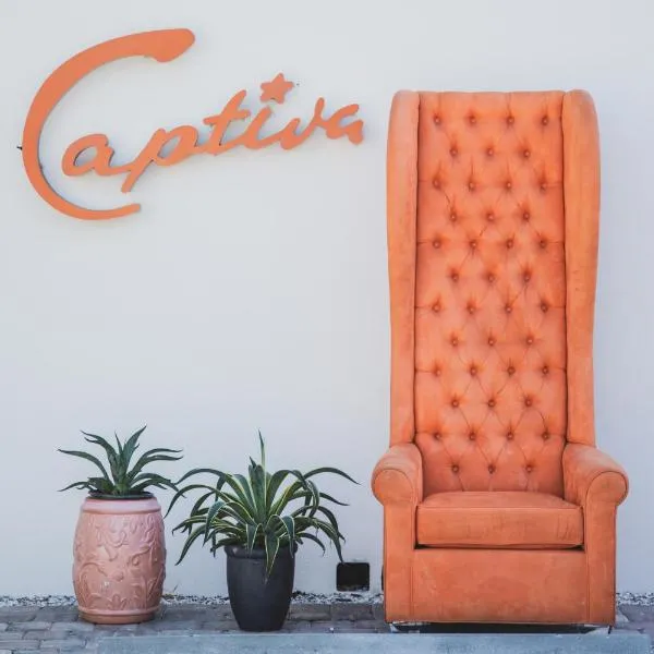 Captiva Beach Resort (open private beach access)，位于萨拉索塔的酒店