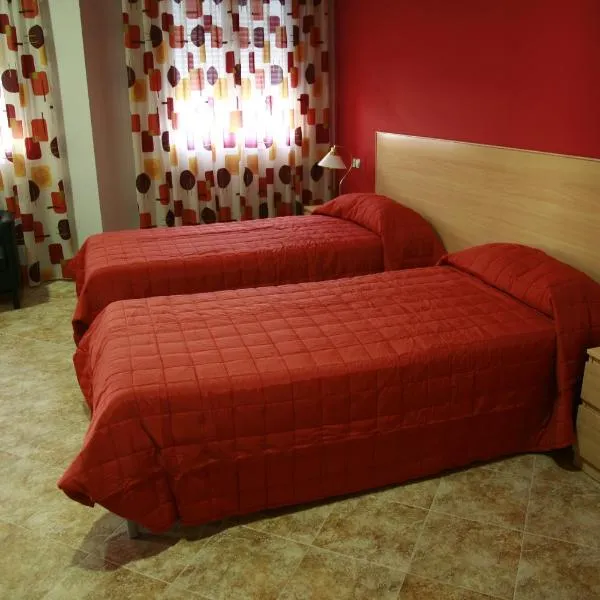 La Roda में, होटल HOSTAL EL POLIGONO