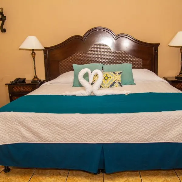 Resort y Parque Acuatico Valle Dorado, hotel di El Rosario