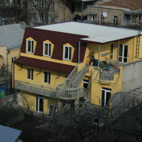 Tbilisi City में, होटल Why Me Eco-friendly Hostel - metro access