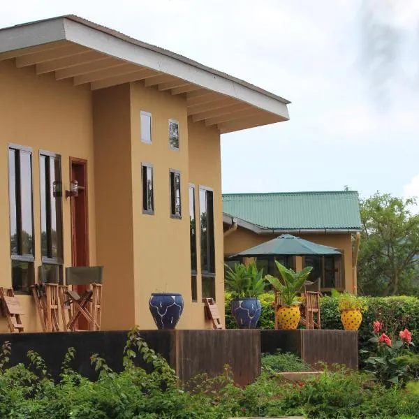 Tanzanice Farm Lodge, hotel a Karatu