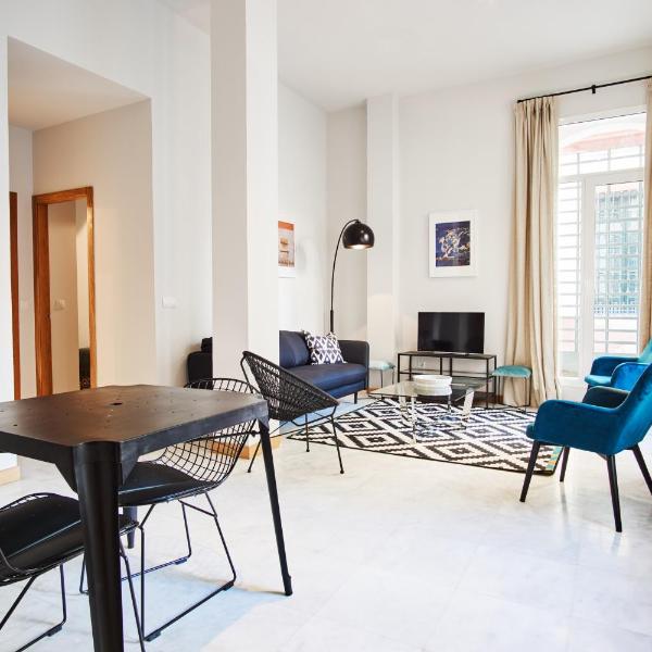 Arenal Carreteria Deluxe Suites by Valcambre