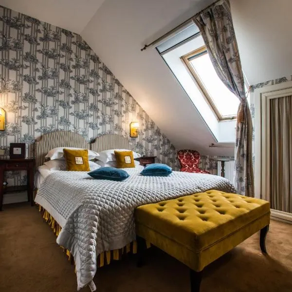 Apvalaus Stalo Klubas Gastro & SPA Hotel, hôtel à Trakai