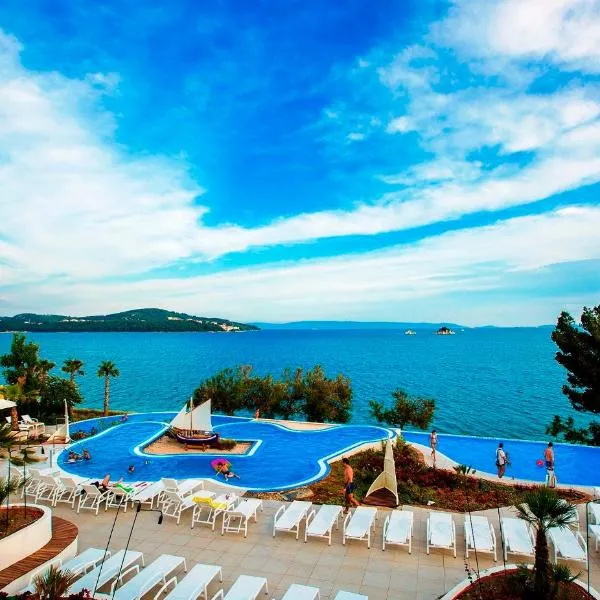 Amadria Park Camping Trogir - Mobile Homes、セゲット・ヴラニツァのホテル