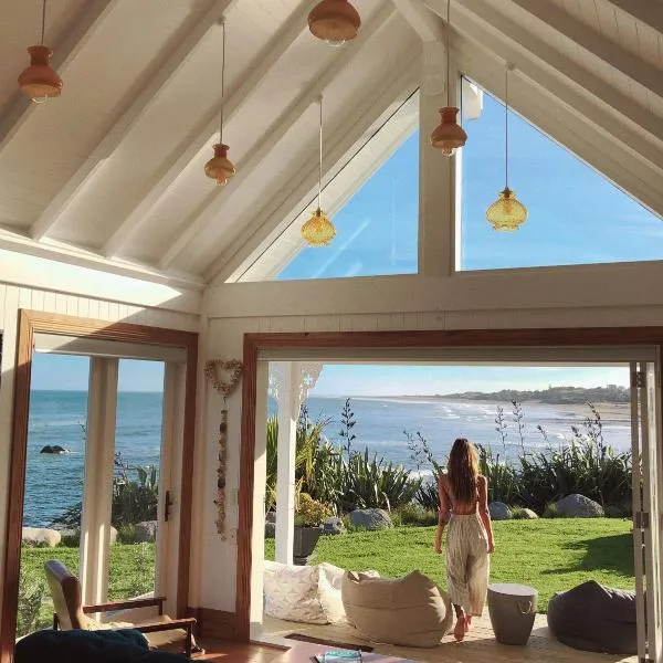 Little Church Bay、ニュープリマスのホテル