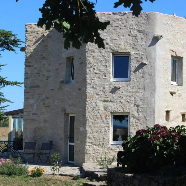 La Tour du Bois Dormant, hotel v destinaci Plozévet