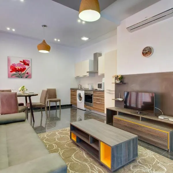 Chalet Apartments, hotel in Sliema