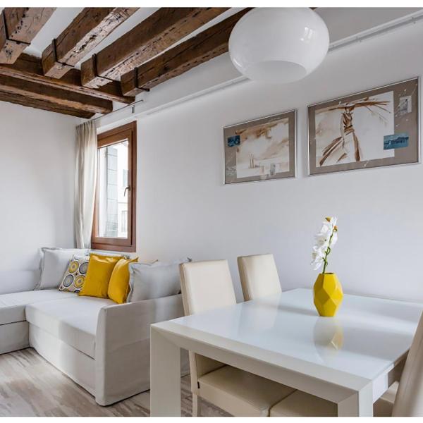 Biennale Family Apartment in Venice