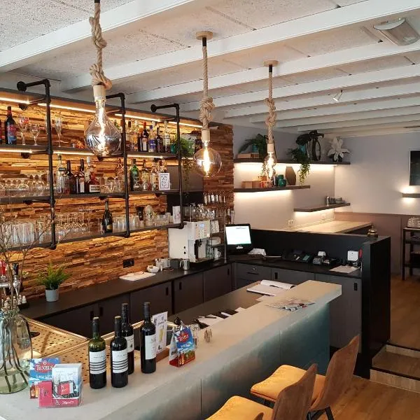 Hotel de Magneet, hotel v destinaci Hoorn