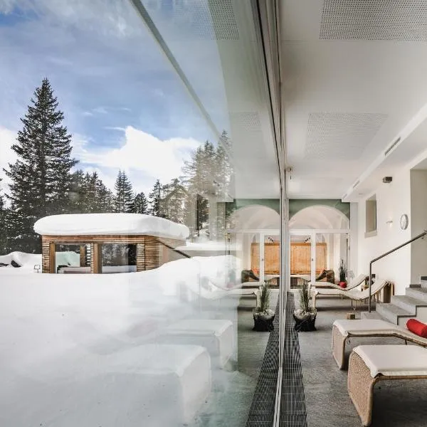 Blatter's Arosa Hotel & Bella Vista SPA, hotel v destinaci Arosa