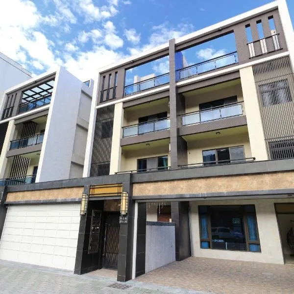 花蓮漫漫時光電梯包棟民宿, hotel in Hualien City