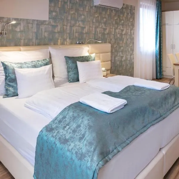 Főtér Rezidencia 3, hotel in Győr