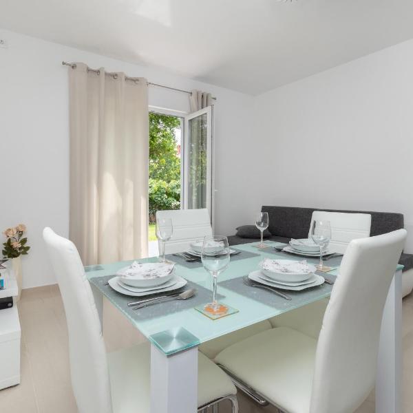 Apartments Peca