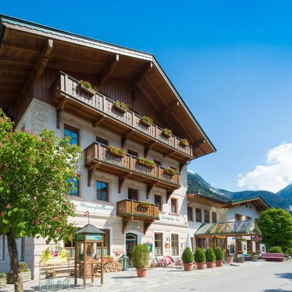 Hotel Krimmlerfälle, готель у місті Криммль