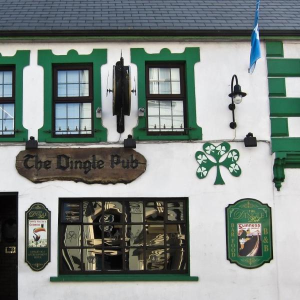 The Dingle Pub Rooms