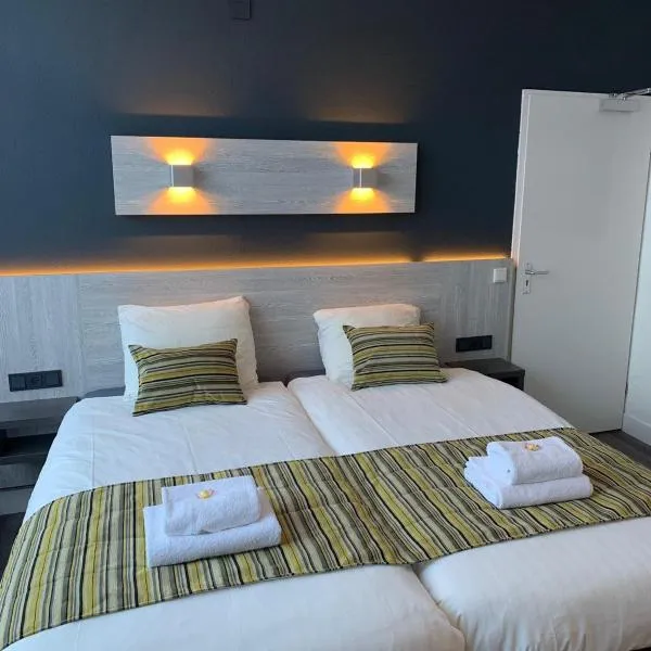 Hotel & Appartementen Royal, hotel in Sas van Gent